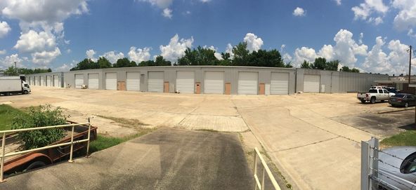 Office/Warehouse Available For Lease: 495 W 61st St, Shreveport, LA 71106